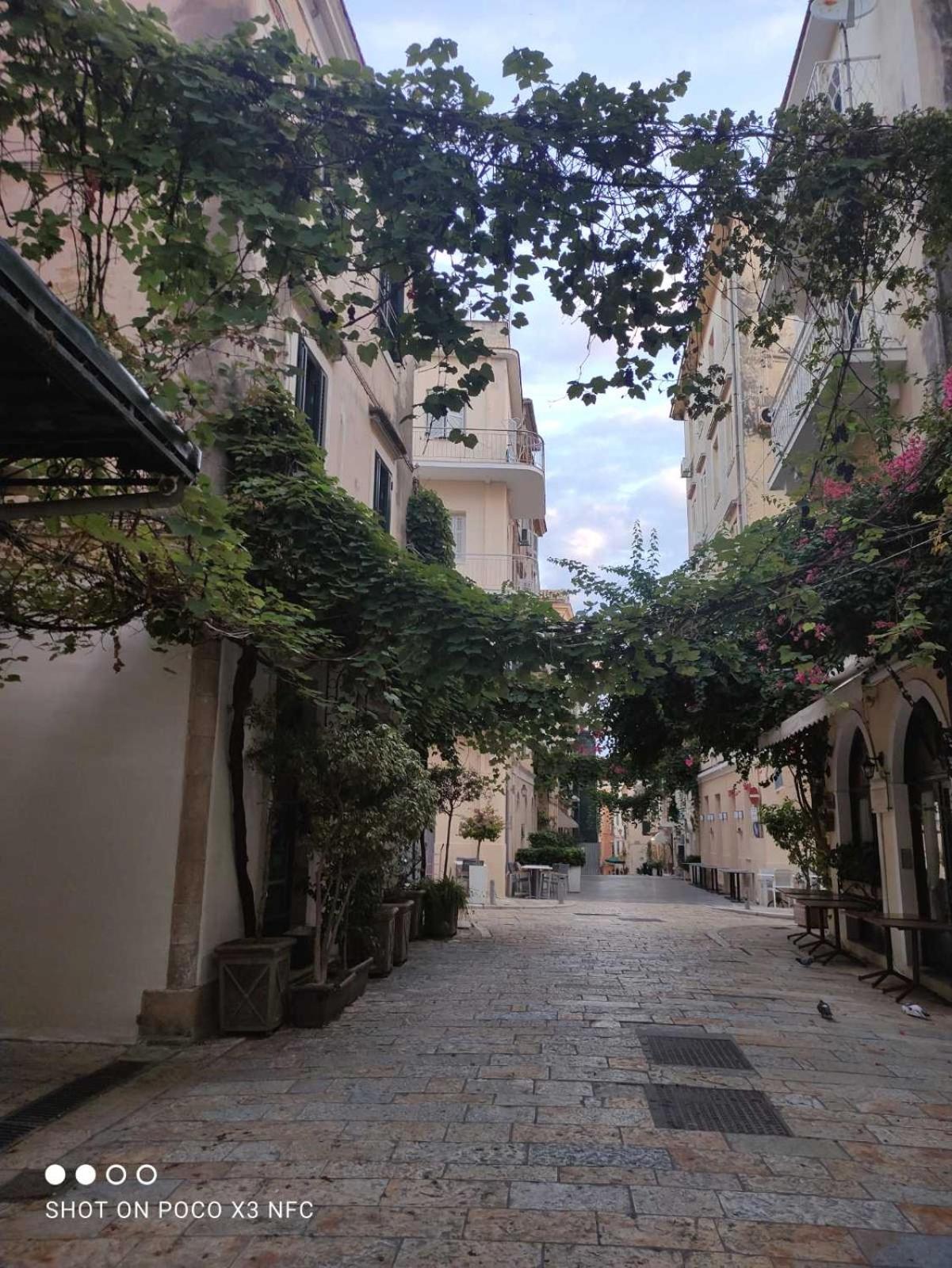 Appartement Via Porta Raimonda à Corfu  Extérieur photo